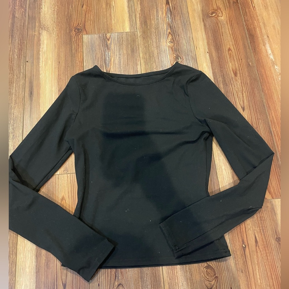 Form fitting tshirt